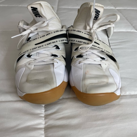 Hi these are Nike react hyper set well taken care of 🤗 - Picture 2 of 5